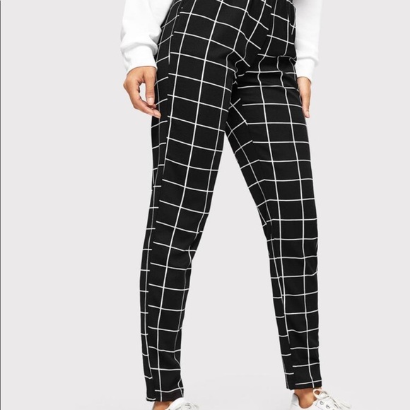 Elastic Waist Black Slant Pocket Grid Pants - Picture 6 of 10